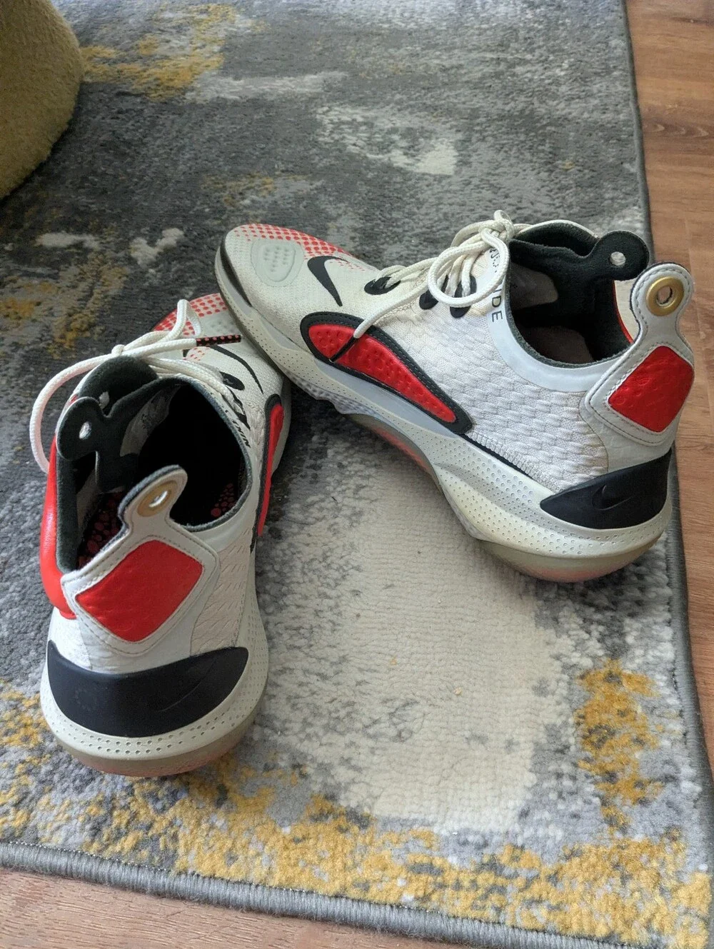 Nike Joyride CC3 Setter White Team Orange Gym Shoes Men's Size 8.5